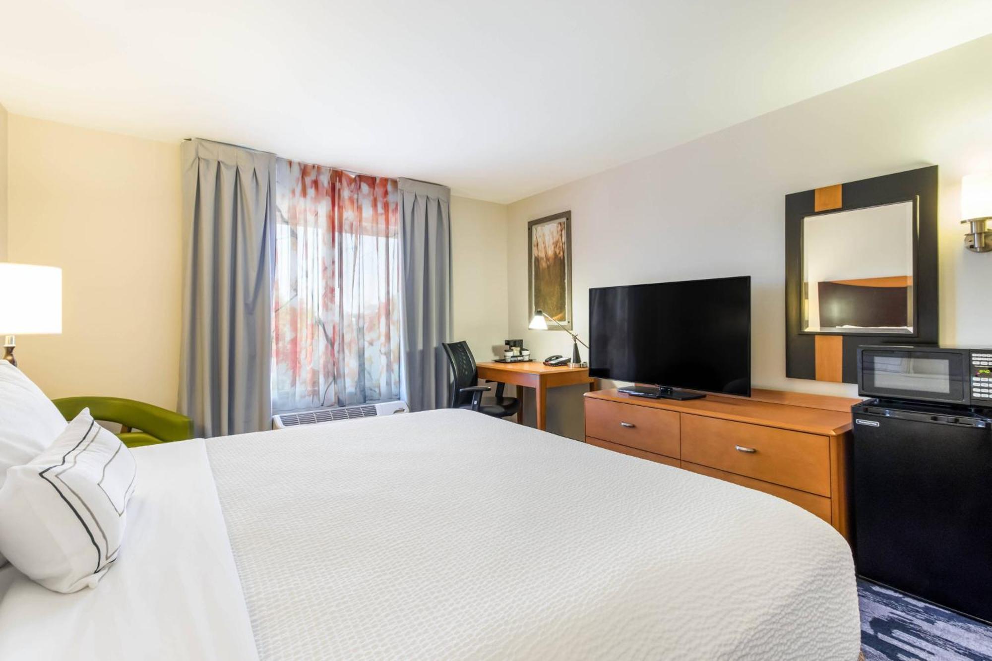 Fairfield Inn & Suites Колумбія Екстер'єр фото