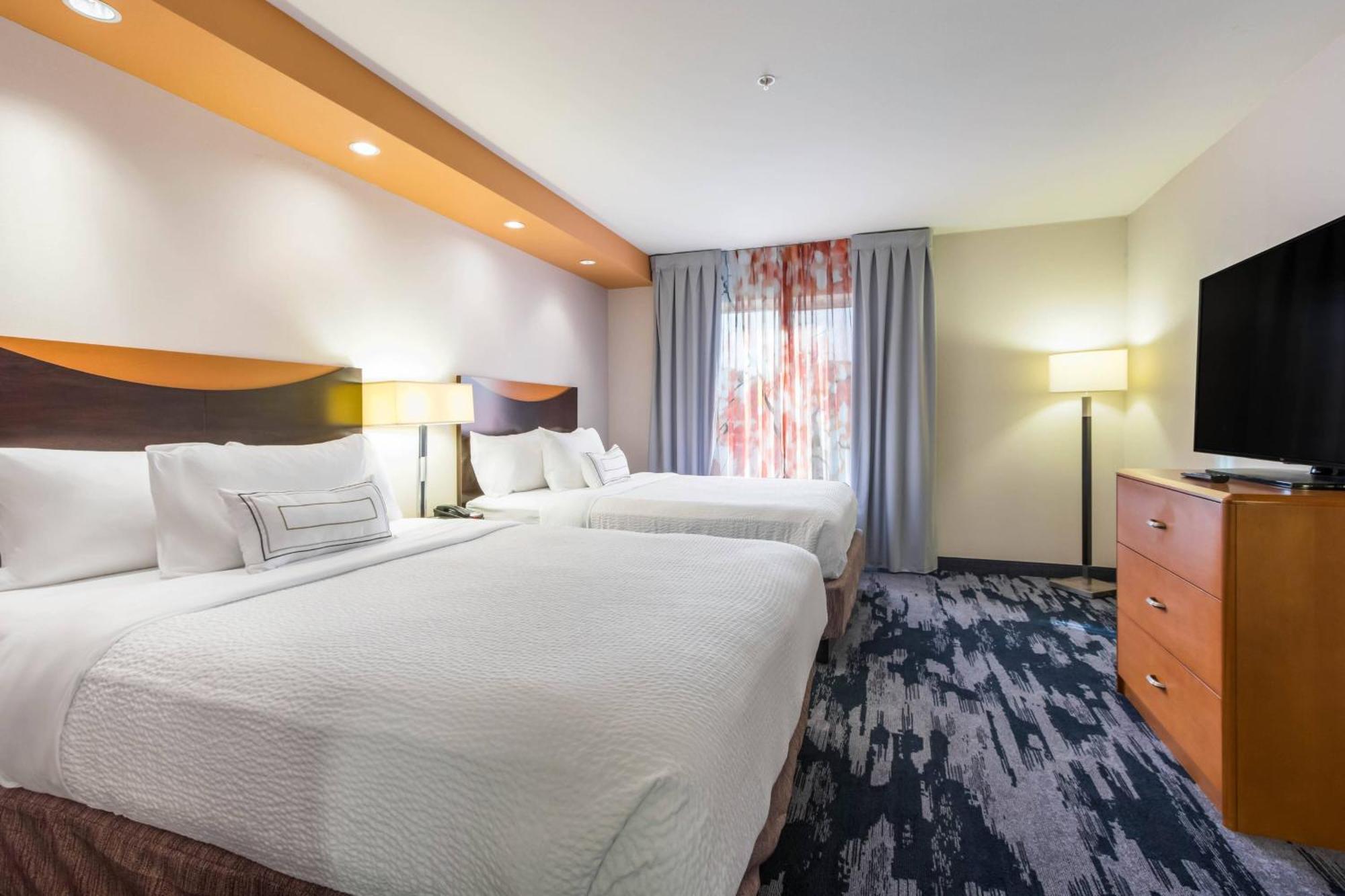 Fairfield Inn & Suites Колумбія Екстер'єр фото