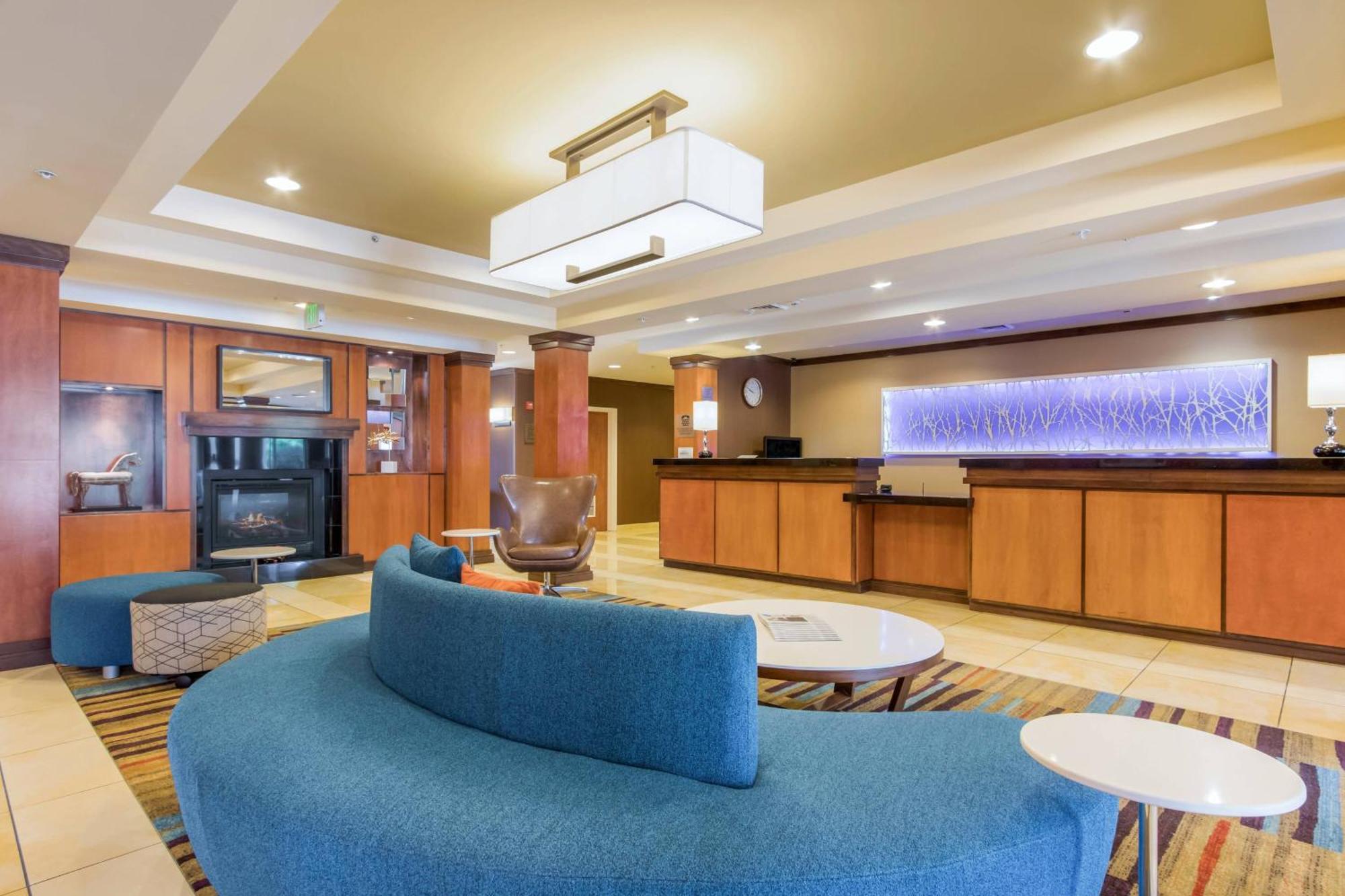 Fairfield Inn & Suites Колумбія Екстер'єр фото