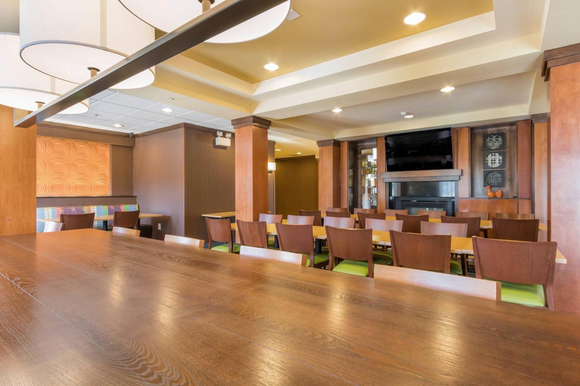 Fairfield Inn & Suites Колумбія Екстер'єр фото